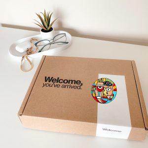Caja welcome pack